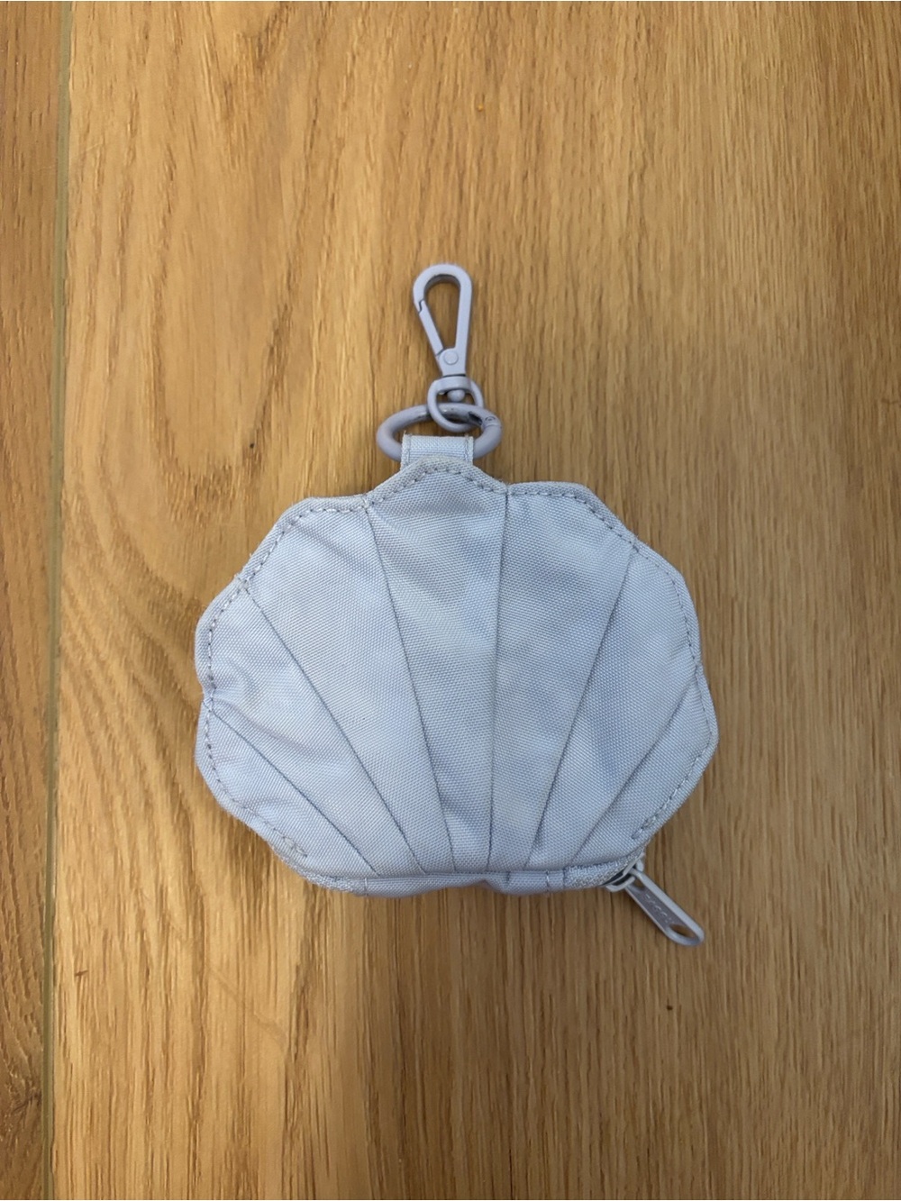 Baggu shell charm
